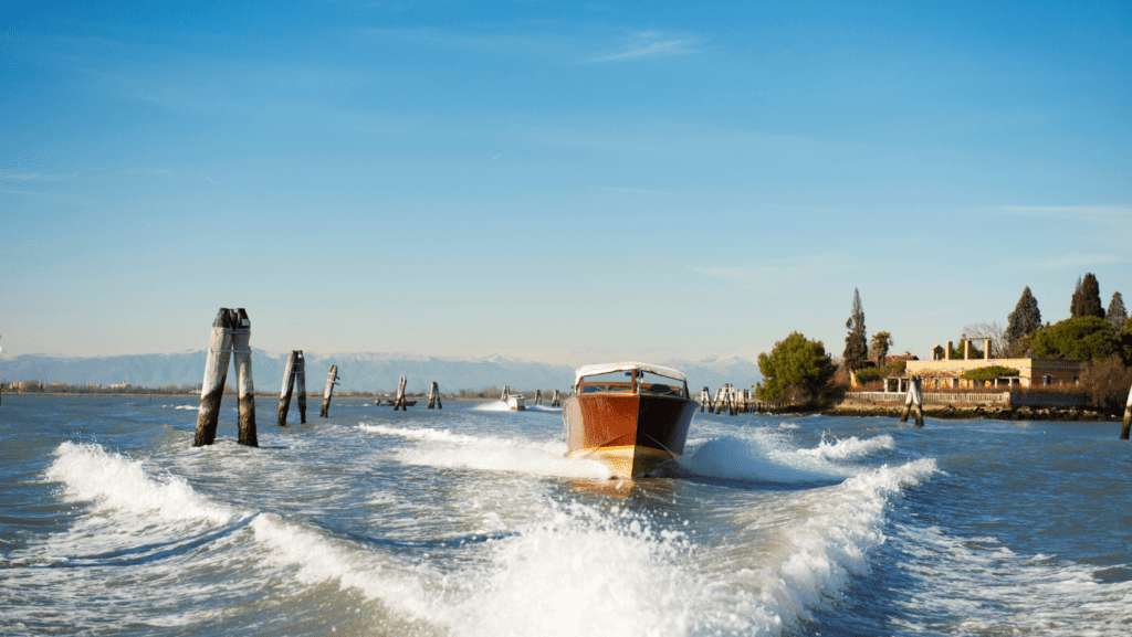Water taxi