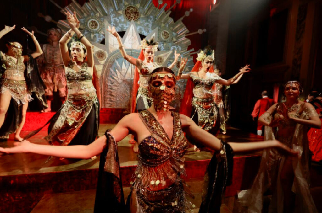 Венеция карнавал. Carnival Official Dinner Show. фото