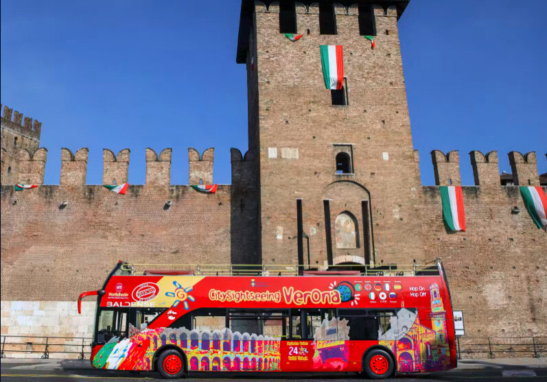 Verona bus tour hop on hop off